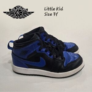 Air Jordan 1 Mid GS 'Hyper Royal Little Kid Size 3Y
